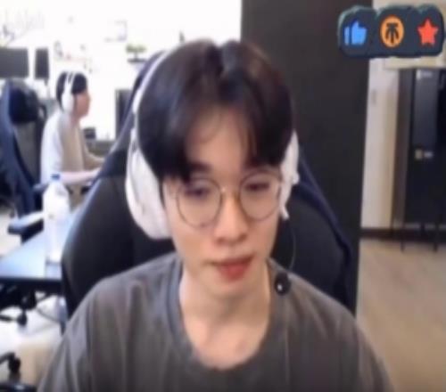 Doggo:感觉T1他们下路还是最强,精神压力大总想咬东西