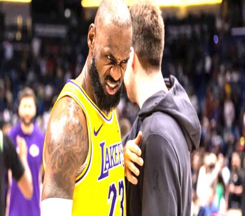 13胜0负,联盟第1!全联盟都认为你要退役,你却天神下凡屡创神迹