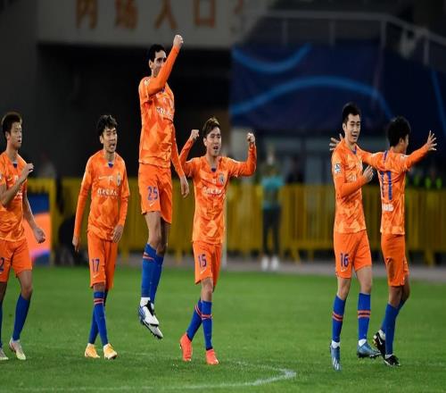 意外!中超刚进入短暂间歇期,球迷就希望这两位鲁能外援能爆发