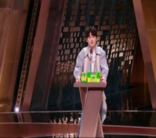 JackeyLove：林書豪總跟周傑倫打籃球當然不好玩了遊戲贏才好玩