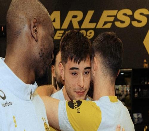 不舍，安塞爾米諾在與多特隊友告別時流下了淚水