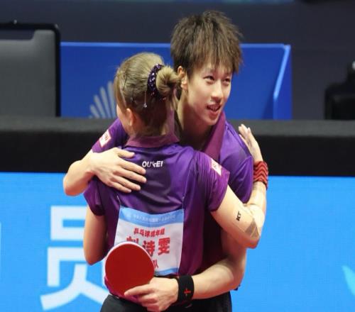 泪目!34岁国乒美女奥运冠军42逆转夺冠:最后一舞封神微笑真甜