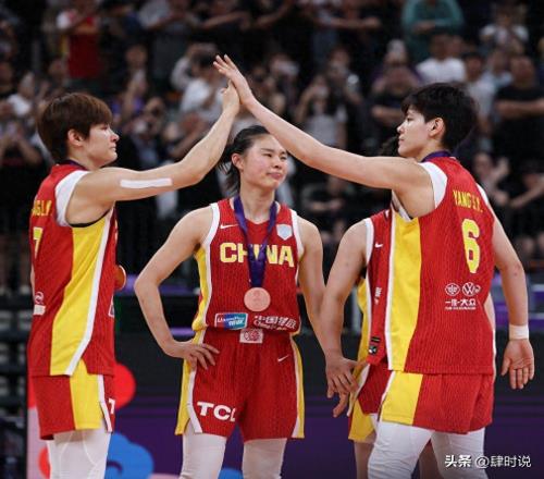 宫鲁鸣出手，女篮阵容"大调整"，19人集训公开，张茹无缘NCAA球员