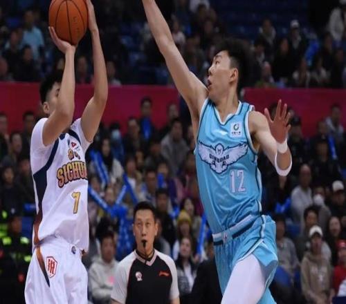 20分6籃板5助攻！CBA后衛新星爆發，或加盟廣東宏遠