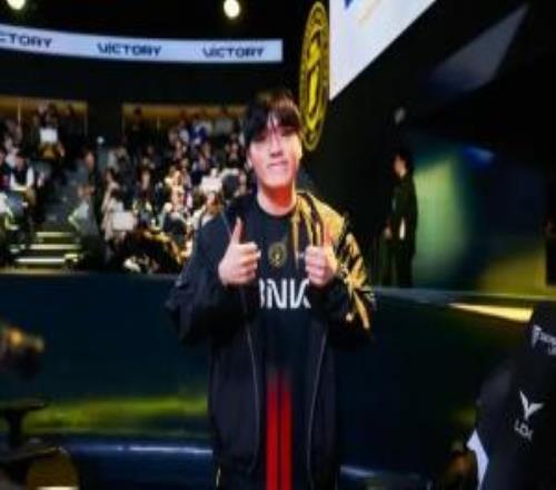 怎麽認識的Kellin：剛出道就和GALA很親近，Xun遊走路線和團戰站位很好