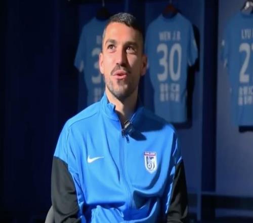 斯坦丘:我了解大连的足球底蕴和主场氛围,我喜欢这里的宁静