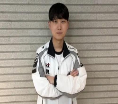 Aiming：PerfecT拿到了對位單殺表現得非常出色，打得很舒服