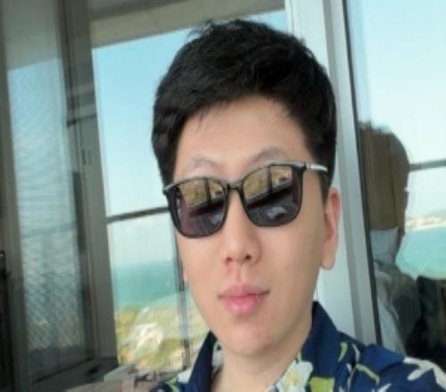 AL經理愛笑分享旅游照片：季后賽加油