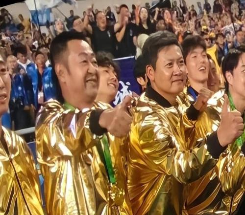 苏超遭球迷痛批变味!曝泰州夺冠功臣,返回长春,或参加末轮中超