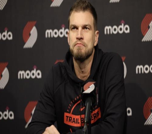 楊瀚森剛好起來，斯普利特卻惹爭(zhēng)議！宣布遺憾決定，小楊出頭太難