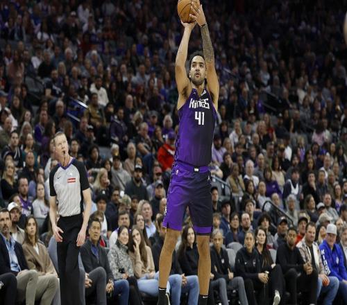 美記：萊爾斯和皇馬的合同是1年320萬美元包含NBA跳出條款