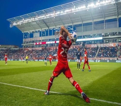 专栏丨“手榴弹”归来,有趣也有忧