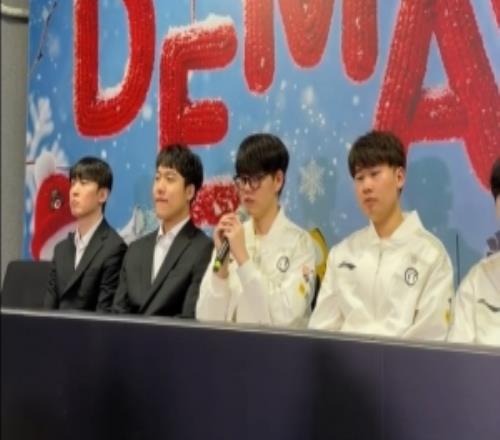 IG.Soboro：LPL第一个赛季以冠军开始我很幸运大家都对我很好