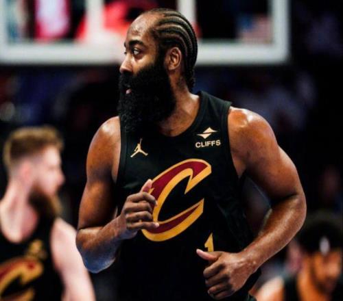 骑士拒逆转!米切尔32+4创纪录,新秀狂轰33+6,哈登18+8首发第一