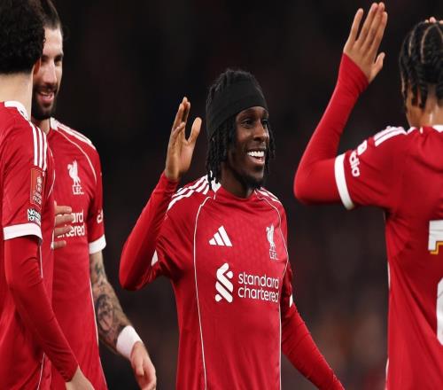 弗林蓬:对阿森纳时被吐槽该自己射门,这次我就想着射门了