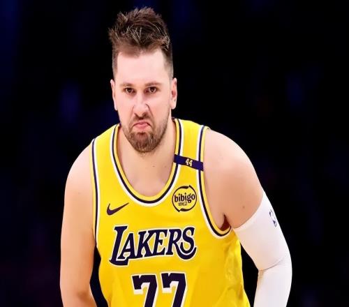 湖人89111凯尔特人4坏消息!2将太废,三分拉胯,遇强队没法打!