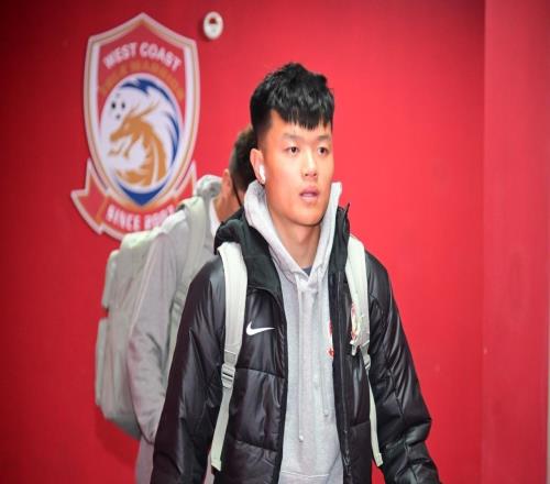 邵佳一國足防守大閘首選青島西海岸愛徒太亮眼：101次搶斷！