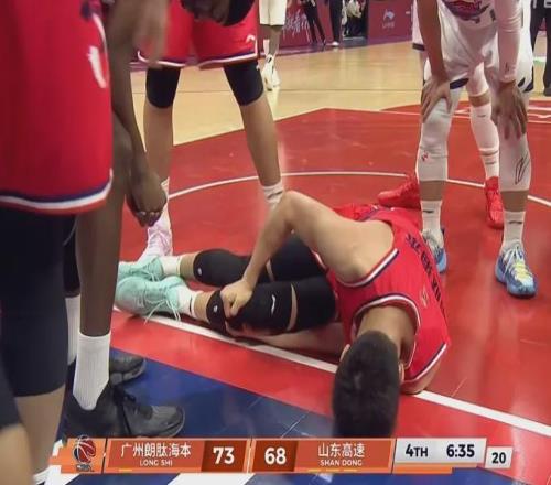 No!郭艾伦痛哭!合同年突发伤病......