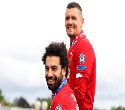 洛夫倫社媒發(fā)布愛心符號薩拉赫，力挺前利物浦隊友