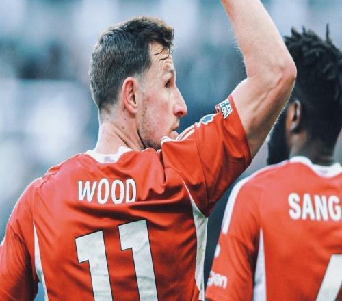 英超歷史曾有7名球員節(jié)禮日戴帽：亨利、貝巴、貝爾、凱恩在列