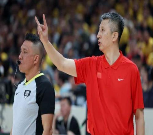 男篮14人名单公布,无徐杰、庞峥麟余嘉豪西班牙直飞冲绳