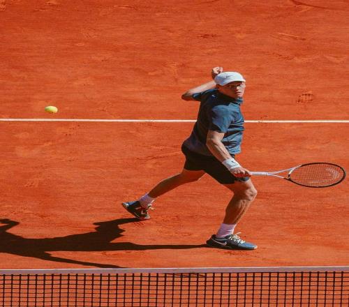 辛納否認參加蒙卡賽是為奪回世界第一，如果真這樣下周也會參賽