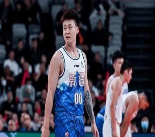 影响恶劣!中国男篮队长搞地域歧视+破坏民族团结应该公开道歉