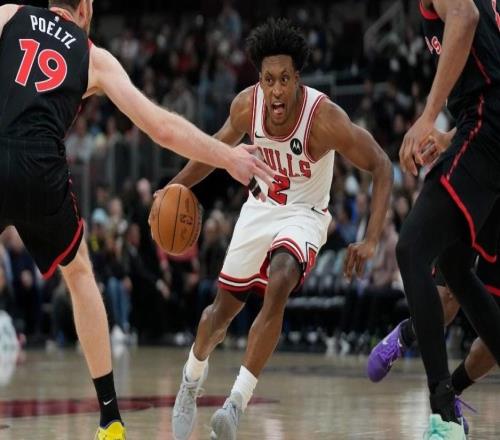 猛龙双杀送公牛7连败:莺歌31+8+6吉迪复出7中1