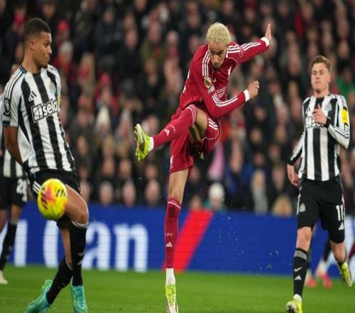 第三次梅開二度，埃基蒂克本賽季英超進球數已上雙