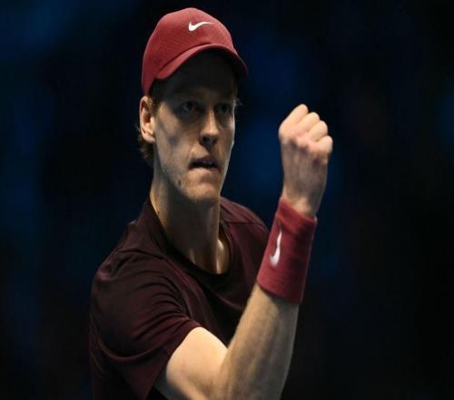 横扫兹维列夫,辛纳提前晋级ATP年终总决赛四强