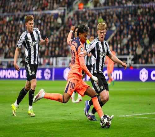 11!欧冠神剧情:86分钟丢球11.1亿豪门96分钟读秒绝平拒绝爆冷