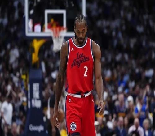 因“阴阳合同”伦纳德可能恢复自由身湖人勇士尼克斯他去哪儿