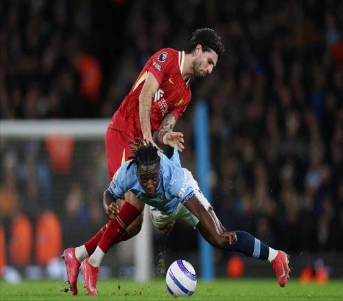 拒絕三連殺！英超爭冠關(guān)鍵戰(zhàn)，曼城大戰(zhàn)利物浦，槍手等著收漁利