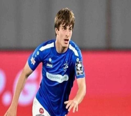 全市場報道哈列巴什維利：模板羅伯遜，皇薩與利物浦在關注他