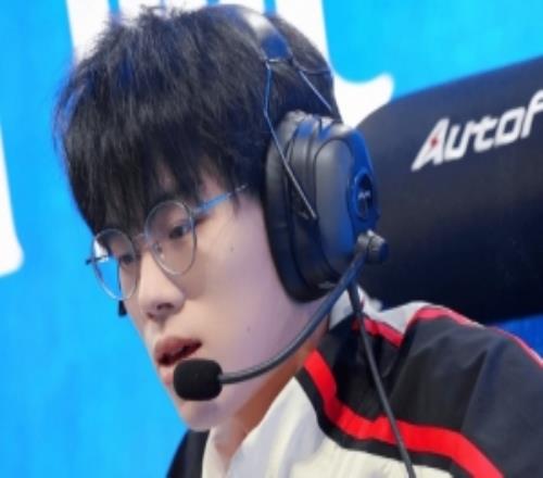 Erha：减少了花季传媒APP下载免费每个人的个人失误，然后打团时积极做沟通