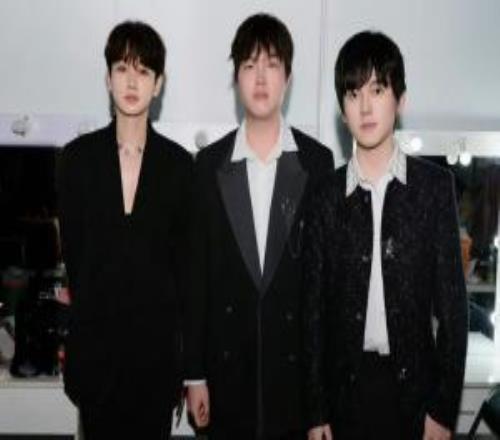 要個微信很難嗎網友翻出Bin、JKL與汪蘇瀧的合照