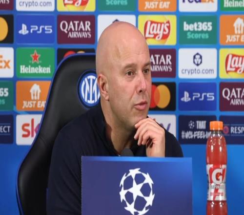 斯洛特：這點(diǎn)球在英超可能不會(huì)判薩拉赫今晚屬于在場球員