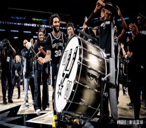 湖人迎严峻赛程,未来五战两次背靠背,三对手不容小觑