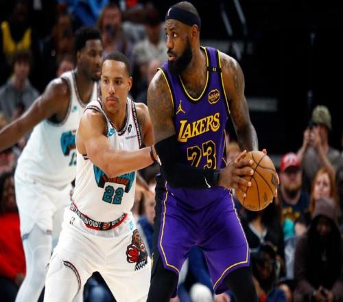 三大內(nèi)線全受傷，新賽季還沒開始，NBA黑馬倒下！你們或許該重建