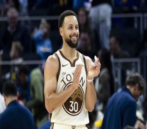 坏消息,勇士队斯蒂芬库里因伤缺席与森林狼队的比赛