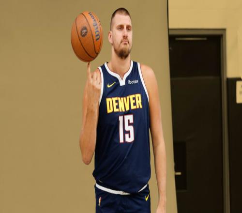 如此云淡风轻!约基奇一大天赋是沉稳:每场NBA比赛都像街头野球