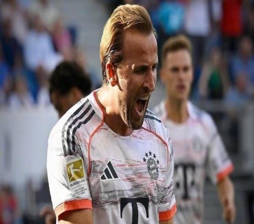 迪亚斯破门+假摔被罚离。。。。。。，，，，，9人拜仁11勒沃库森，，，，，，七连胜戛然而止