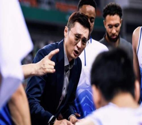 离谱!这外援选的,一人被裁,一人想家走了,CBA劲旅紧急寻洋枪