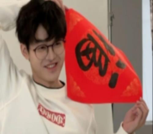 BLG分享Xun拍攝花絮：彭立勳牌打野，我從小......