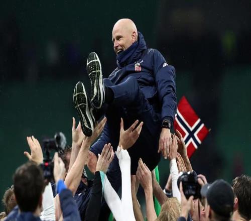 挪威主帥談晉級世界杯：這是個超現(xiàn)實的夜晚，我感到非常自豪