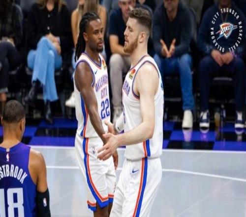 卫冕冠军强势复苏!神将33+19狂刷纪录,威少5三分轰24分9助