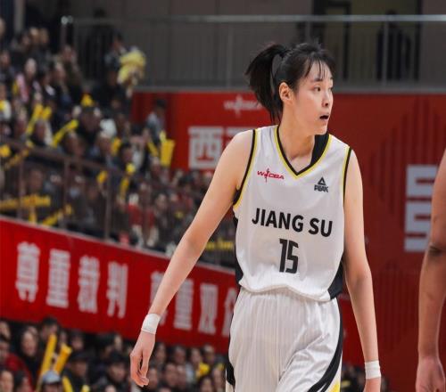 轟15分+3記三分！中國女籃26歲2米王牌進化：宮魯鳴征召她嗎