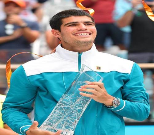 邁阿密賽冷門迭出，辛納陽光雙冠穩了