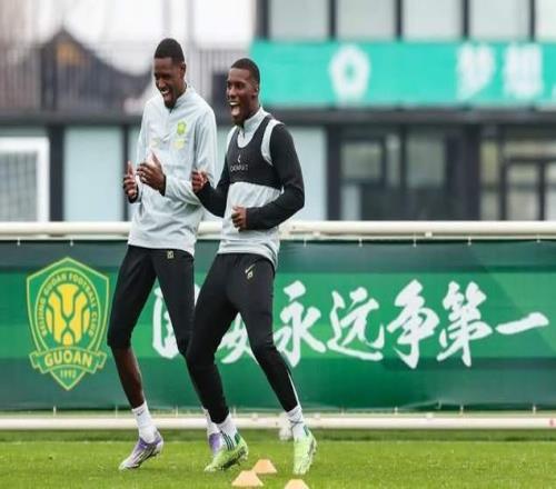 CCTV5+直播,国安8新援首秀验货,海港残阵两翼齐飞争冠各有优势