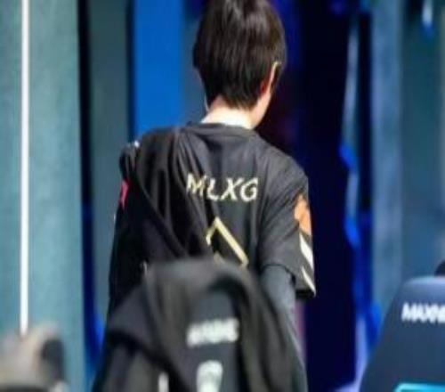 这辈子真有了!MLXG因RNG合同欠2500万成老赖此前直言:人卖了都给不起